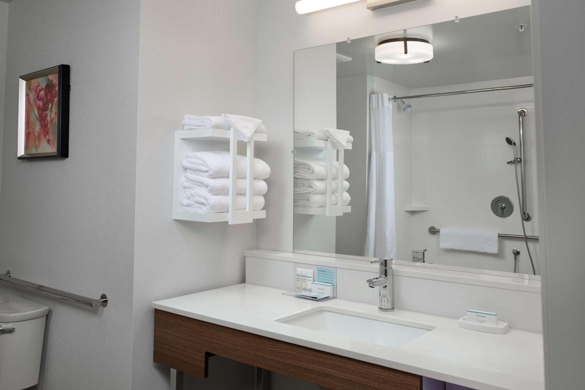 Hampton Inn Sherwood Portland Экстерьер фото
